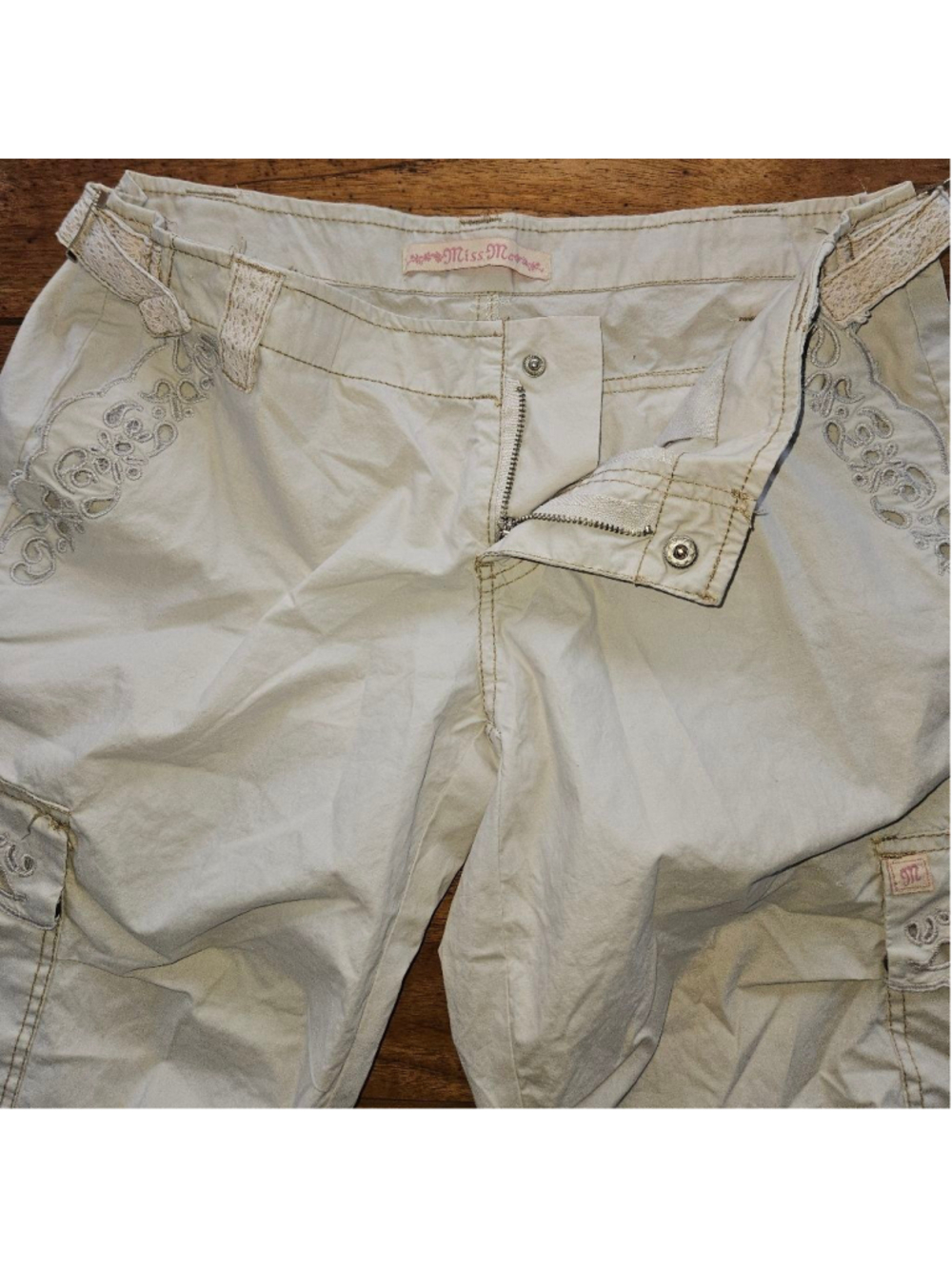 Miss Me Eyelet Cargo Capris 100% Cotton Size L - Picture 4 of 7